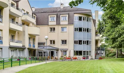 Foto von MIETINVESTITION – GARGENVILLE – Pflegeheimresidenz Le Clos Saint-Jean – 8,79% Rendite