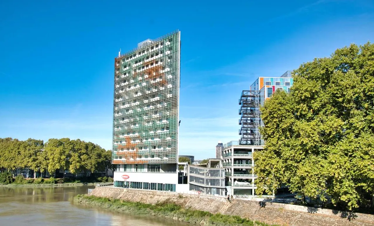 RENTAL INVESTMENT – NANTES - Residhome Berges de la Loire Residence**** - 7.32% return.