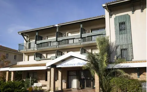 Photo of RENTAL INVESTMENT – CARBON BLANC – Abelia Nursing Home Residence – 7% return