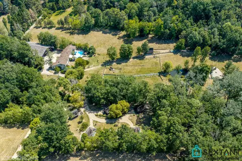 Photo of Large 5-bedroom house with pool, unusual accommodation complex on almost 7ha
