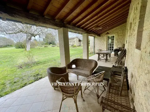 Photo of 15 minutes from Saint-Emilion, Beautiful country house