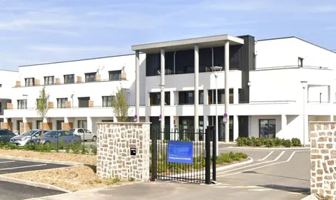 Foto di INVESTIMENTO IN AFFITTO – VILLEJUST – Residenza Commerciale Cap West – Rendimento del 7,96%