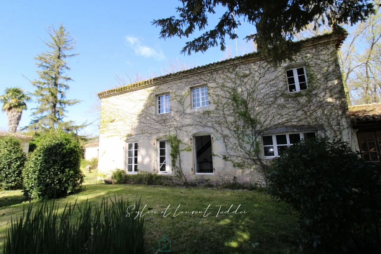 CHARACTER STONE PROPERTY WITH GUEST HOUSE