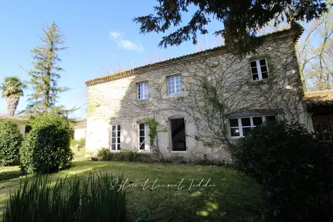 Photo of CHARACTER STONE PROPERTY WITH GUEST HOUSE