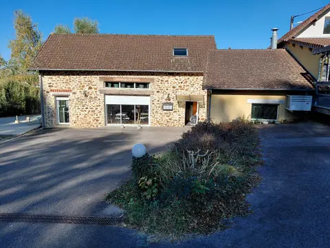 Photo of House with gourmet restaurant business