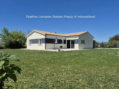 Photo of Modern Home with Countryside Setting, 3 bedrooms, enclosed garden