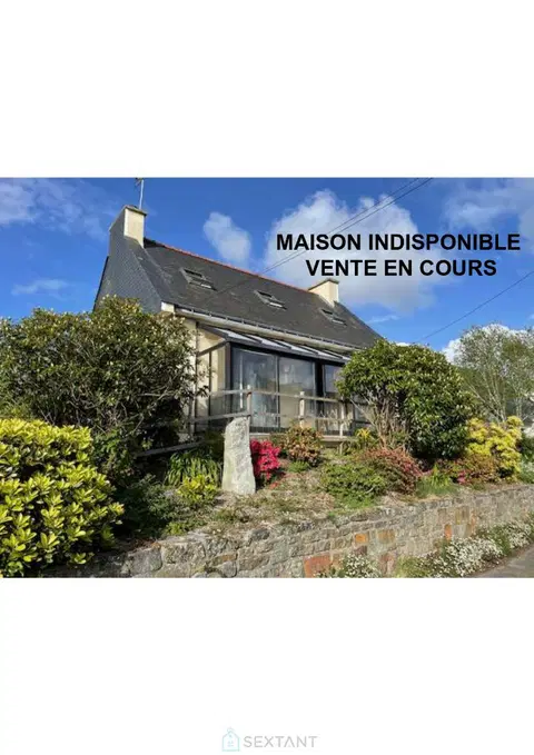 Photo of maison · PLOMODIERN
