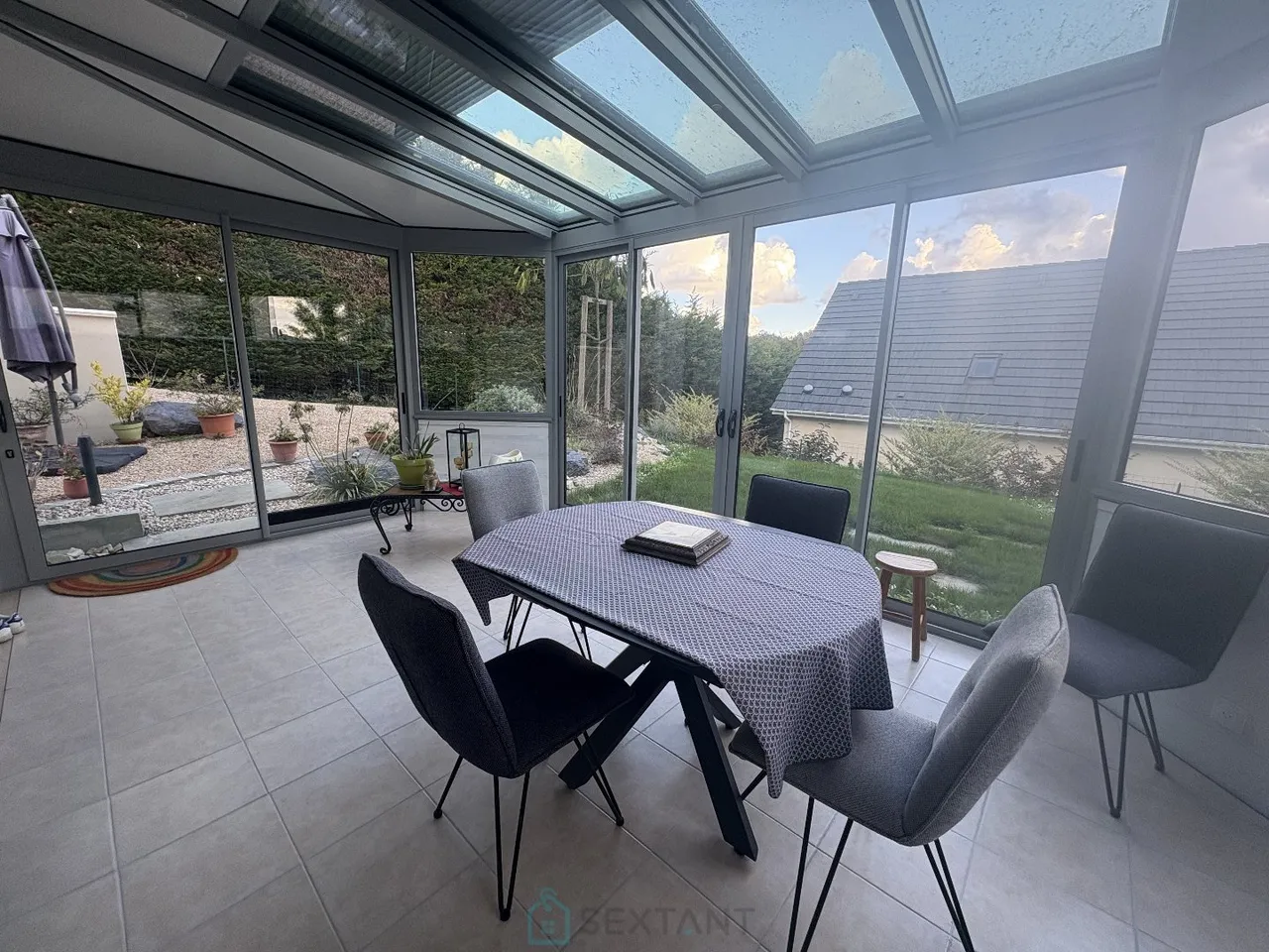 118 M2 HOUSE