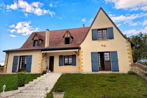 Photo of NEAR BERGERAC, CHARMING HOUSE WITH SHOPS WITHIN DISTACE WALKING