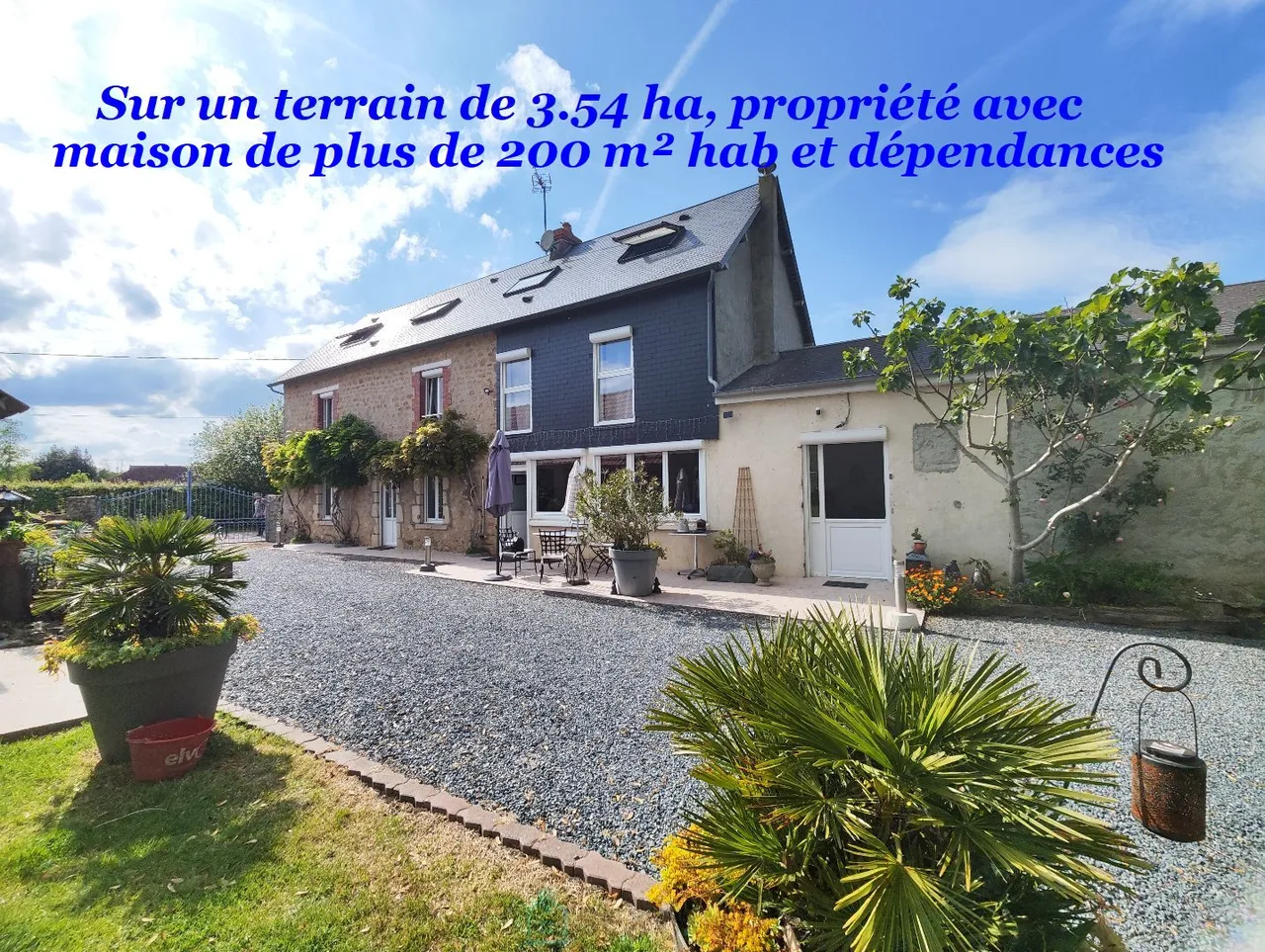 A 15 min de Carentan y de Isigny sur Mer, hermosa propiedad con casa de 200 m² habitables y 3,54 ha de terreno