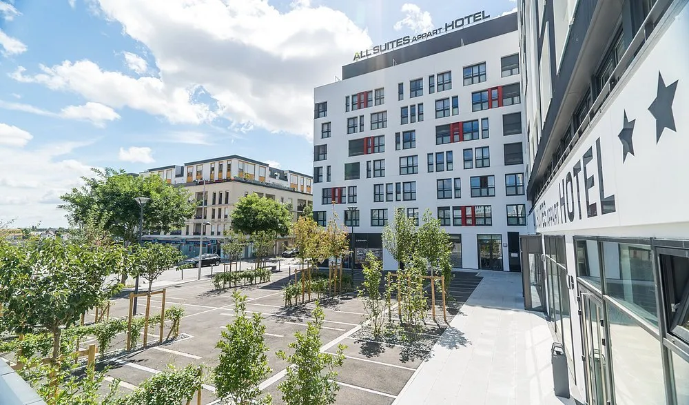 RENTAL INVESTMENT – CHOISY LE ROI – All Suites Apart Hotel Residence - 5.73% return