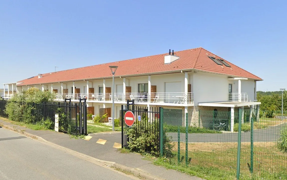 INVESTIMENTO IN AFFITTO – Ormoy – Residenza Commerciale Cap West – Rendimento dell'8,02%