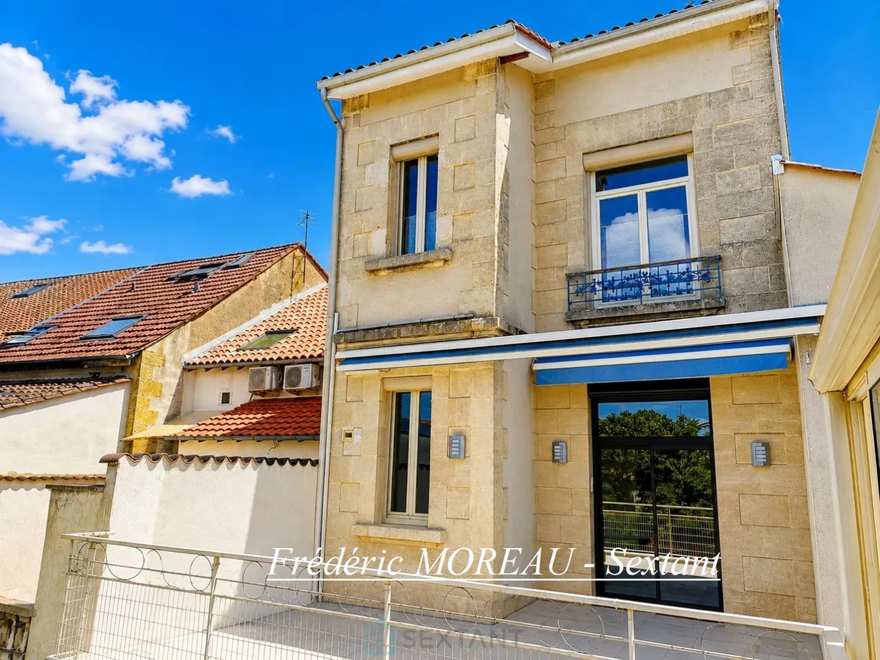 Beautiful volume for this apartment of over 120m² in the town centre