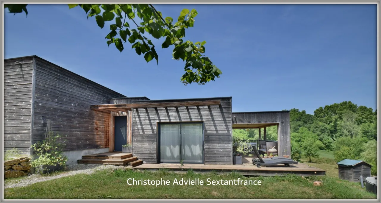 Wood frame house RT 2012, single level, 4 bedrooms, 6177 M2 plot at the end of a cul-de-sac with beautiful view
