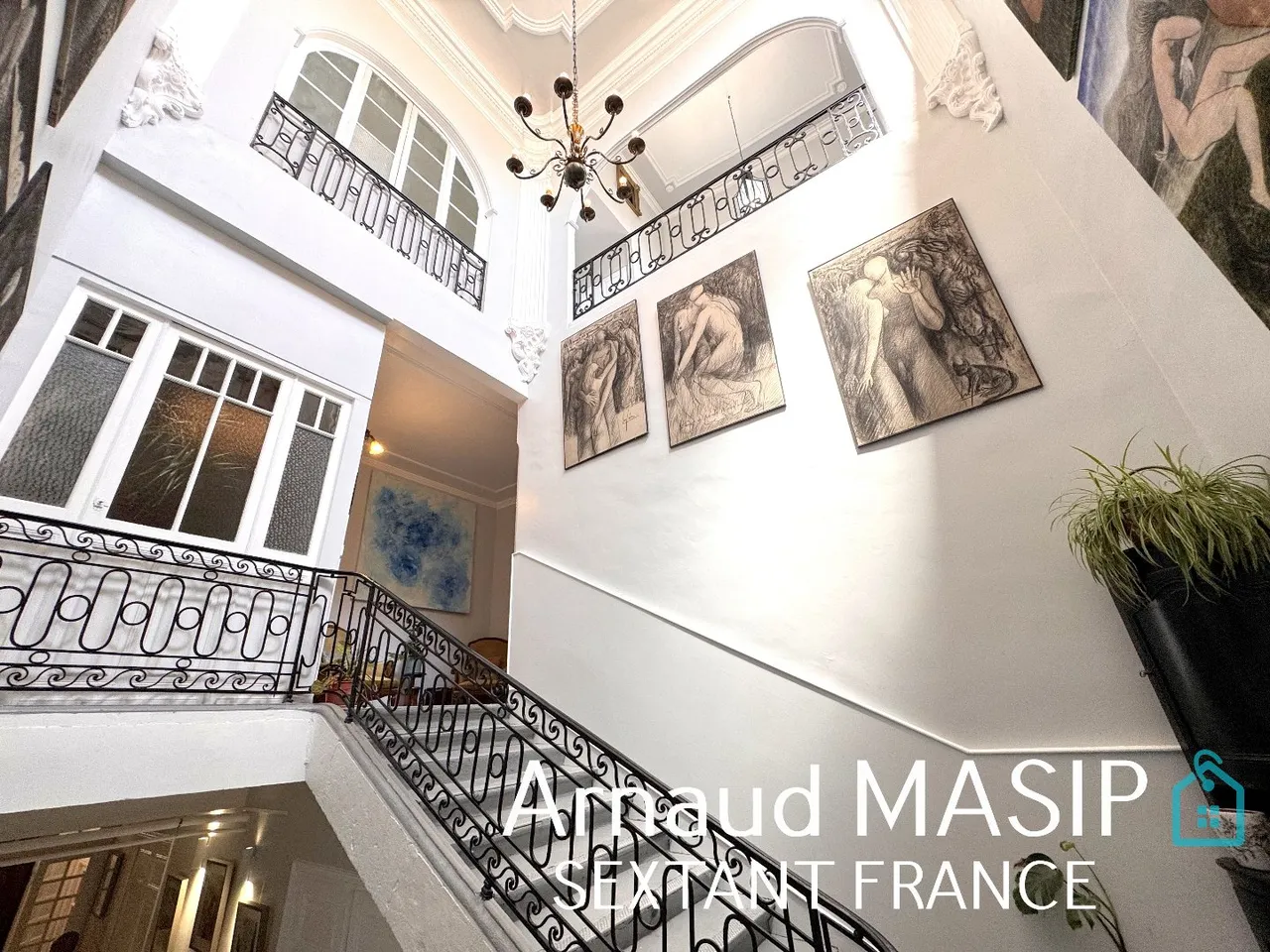 IMPOSING MAISON BOURGEOISE COMPRISING 3 APARTMENTS, FURTHER DEVELOPMENT POTENTIAL, QUILLAN CENTRE