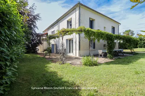 Photo of Charming property with independent accommodation, swimming pool, sauna and 1.4 hectares of land