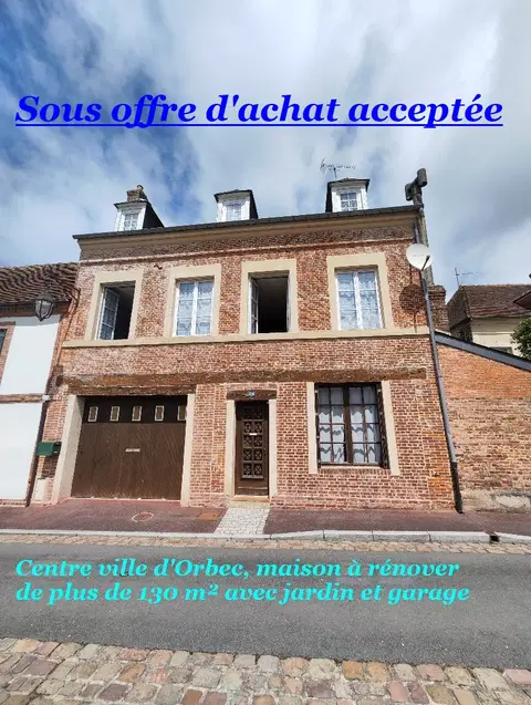 Photo of Town centre of Orbec, quiet with garden and garage