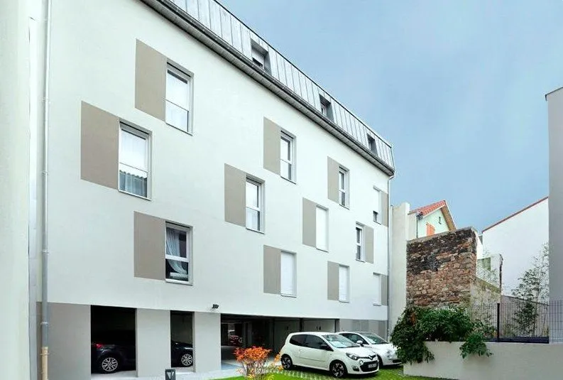 RENTAL INVESTMENT – CLERMONT-FERRAND - Nemea Appart'Etud Clermont Centre*** student residence - 5,71 % return.