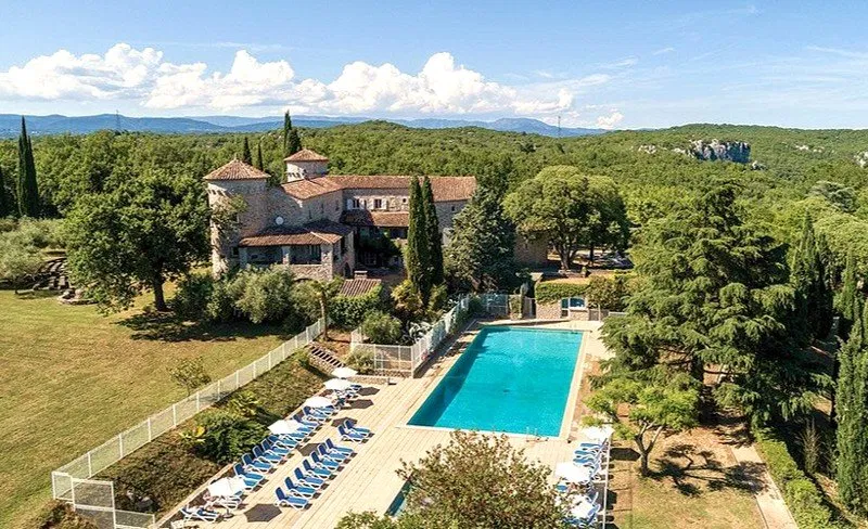 INVERSIÓN EN ALQUILER – BERRIAS Y CASTELJAU - Residencia Vacances Bleues Lou Castel***- 7,32% de rentabilidad