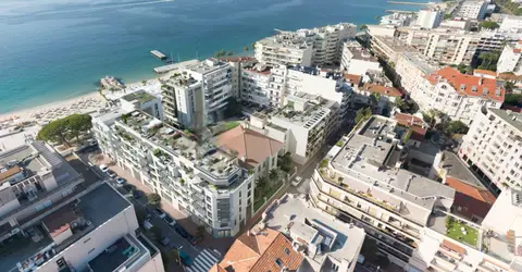 Photo of Juan-les-Pins – Prestigious Residence 50 Metres from the Beach