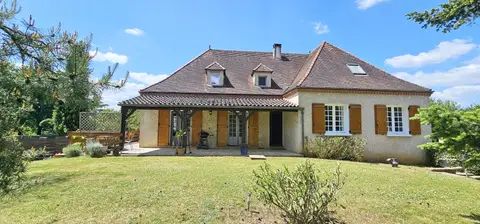 Photo of maison · GOURDON