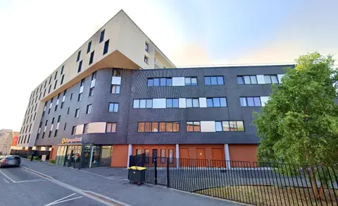 Foto von MIETINVESTITION – LE HAVRE – Touristische Residenz Adagio Access Le Havre Les Docks - 5,55% Rendite
