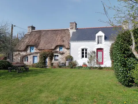 Photo of Two stone cottages