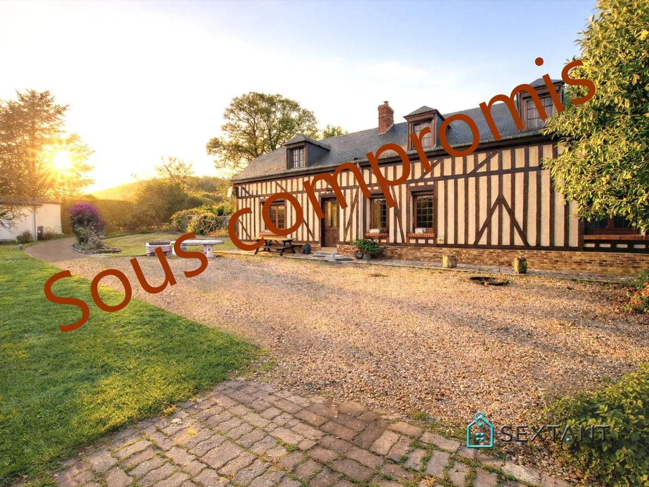 Charming house 170 m² – Large enclosed garden in quiet area