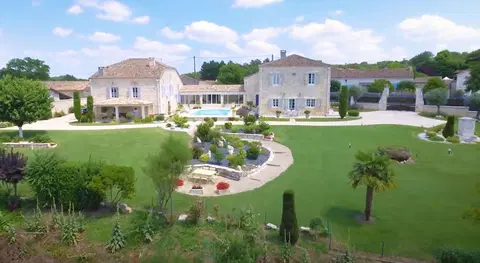 Photo of EXCEPTIONAL PROPERTY OF 455 SQM ON A 3,628 SQM PLOT