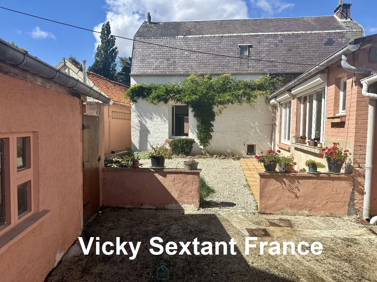 maison · VAULX VRAUCOURT