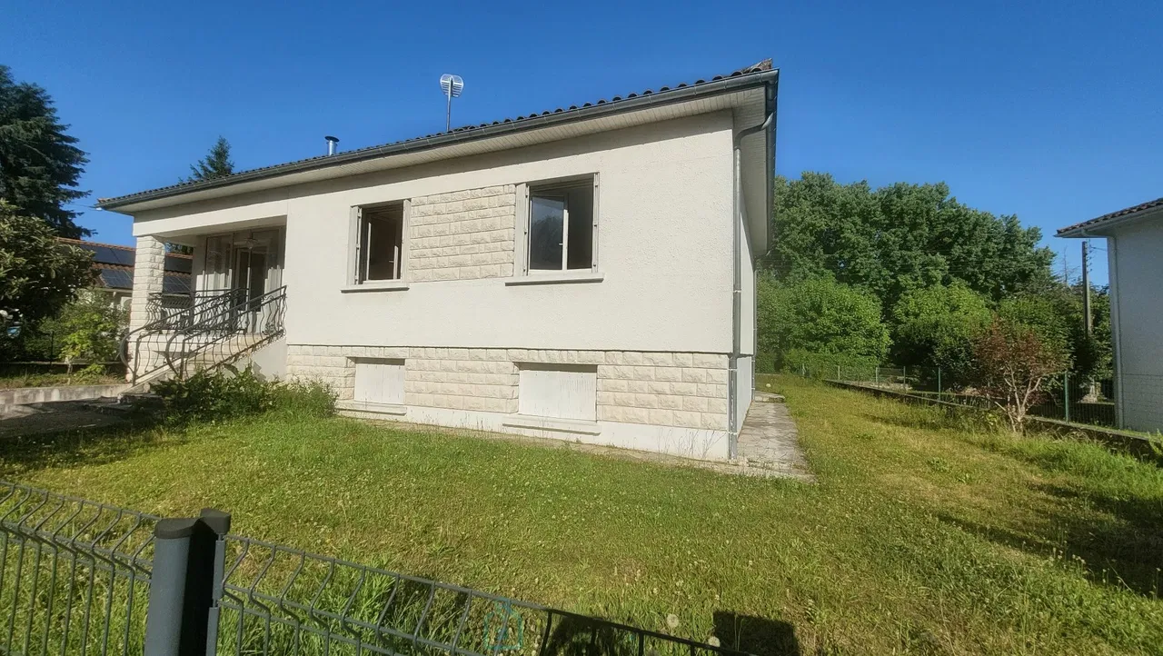 BERGERAC : Maison dans un quartier calme et proche des commerces