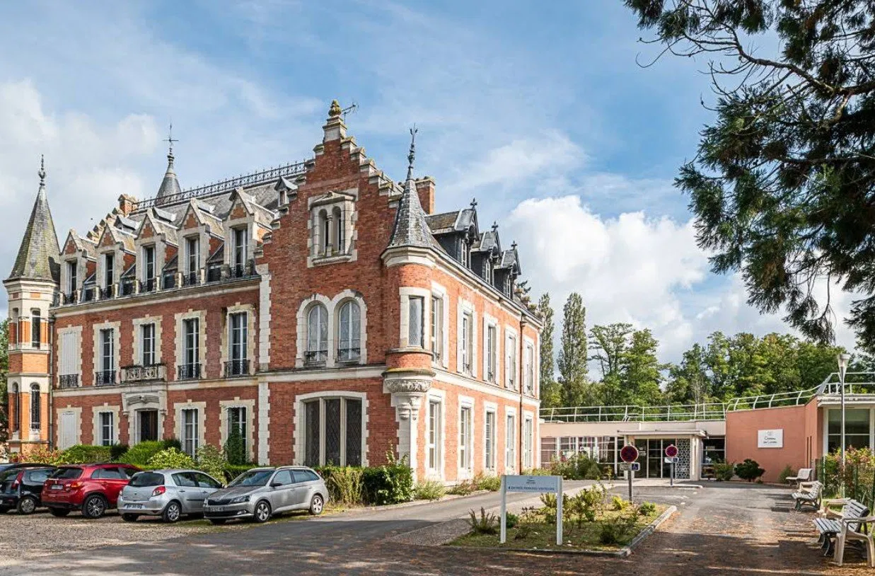 MIETINVESTITION – La Ferté-Saint-Aubin – Korian Chateau des Landes Seniorenwohnheim – 6% Rendite