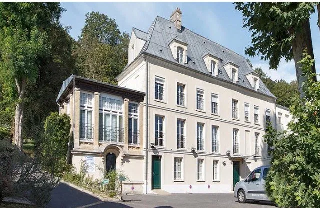 HUURINVESTERING – Bray-et-Lu – Verpleeghuis Le Manoir - 6,82% rendement