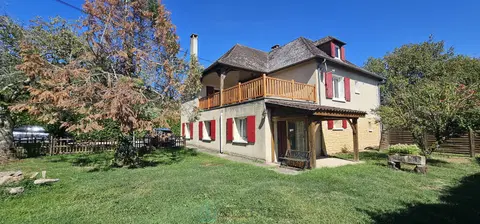 Foto de Casa con Piscina y Estudio Independiente en Saint-Vincent-de-Cosse