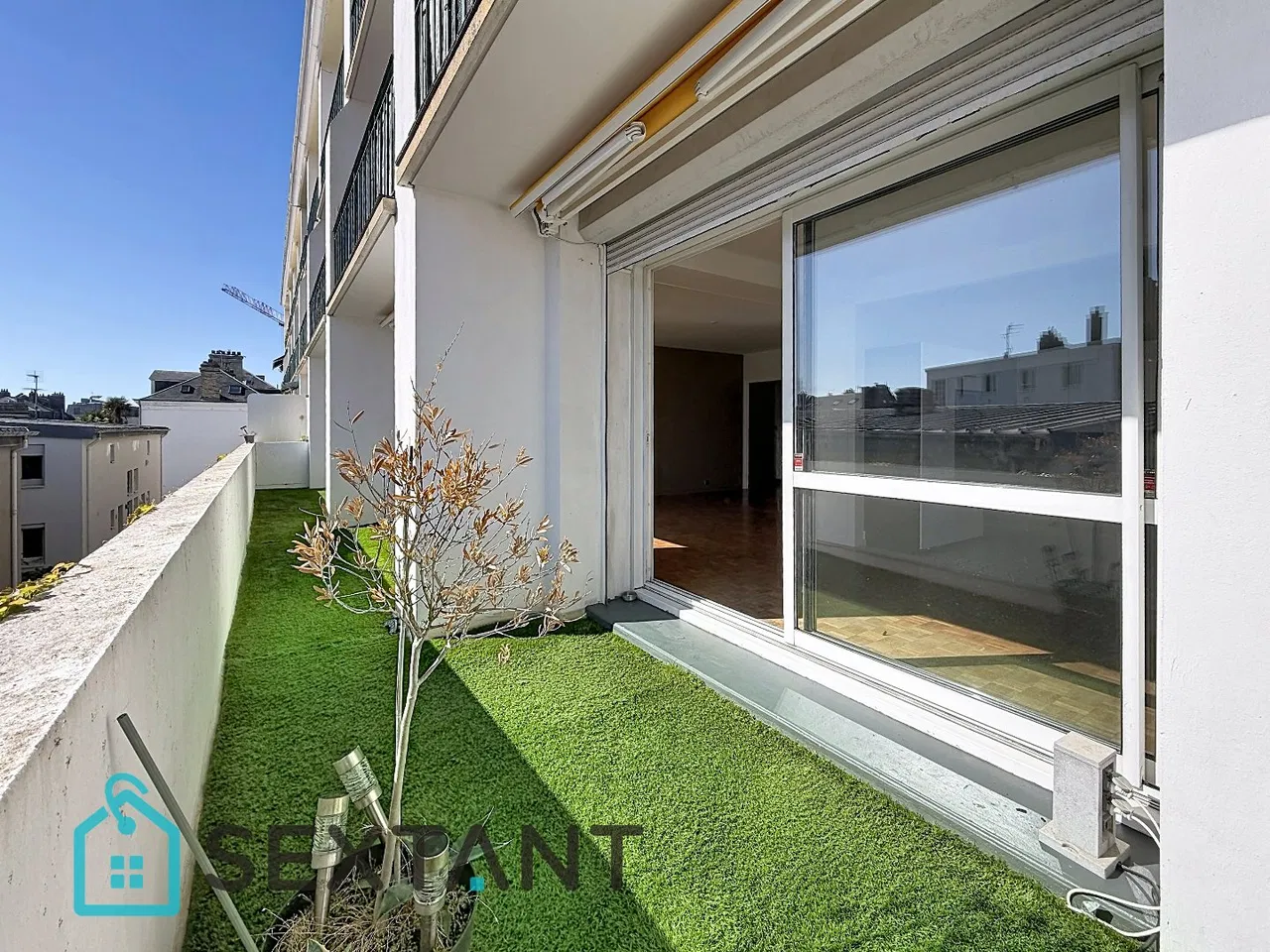 Amplio apartamento de 115 m2 con terraza