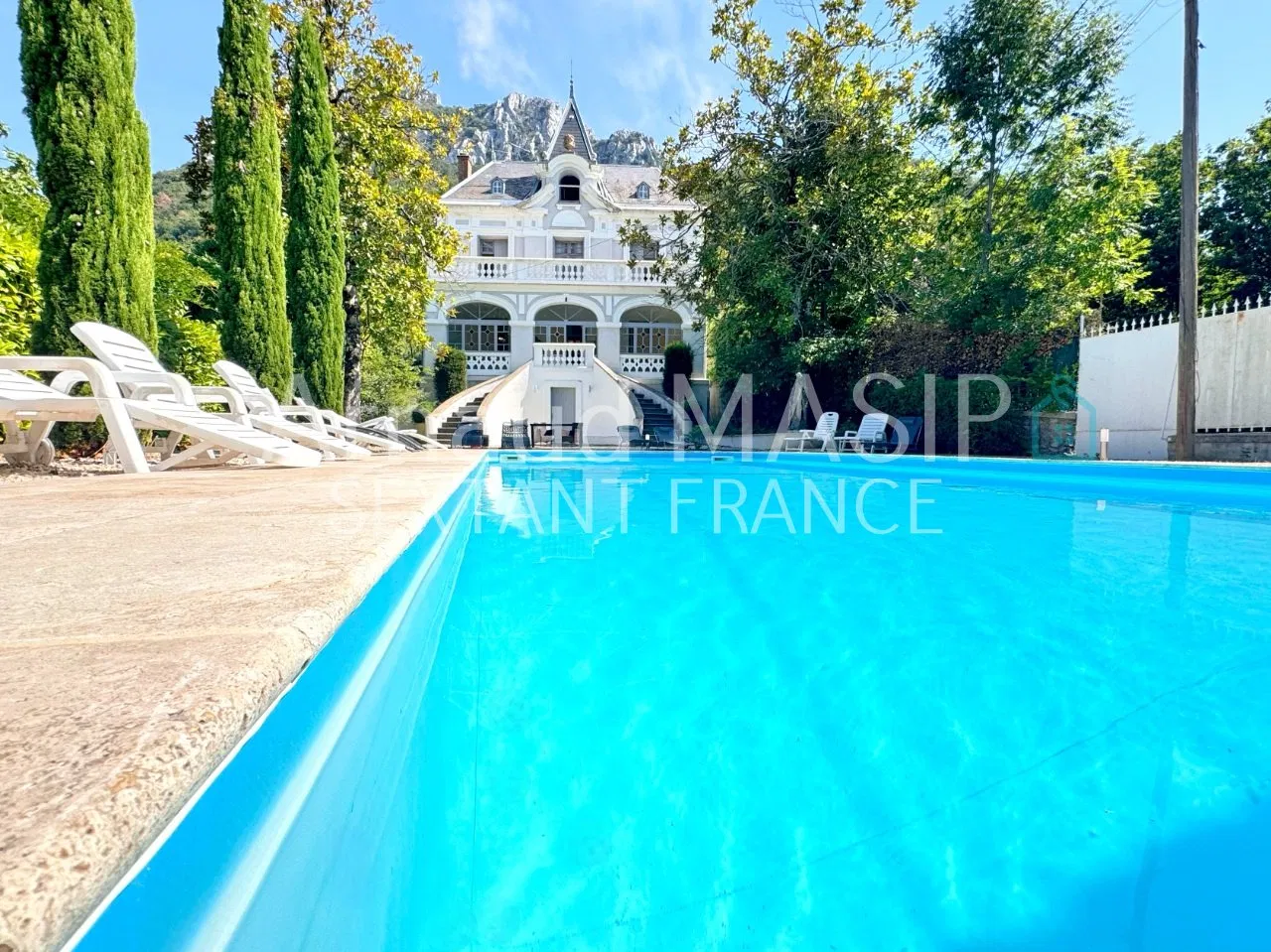 EXCEPTIONAL BELLE EPOQUE PROPERTY WITH POOL, PRIVATE GROUNDS, TERRACES, CASTLE VIEW