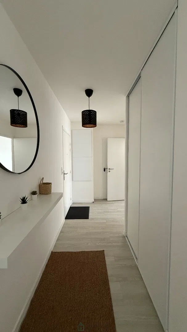 Beautiful apartment – Secure residence – Near Saint-Sever.