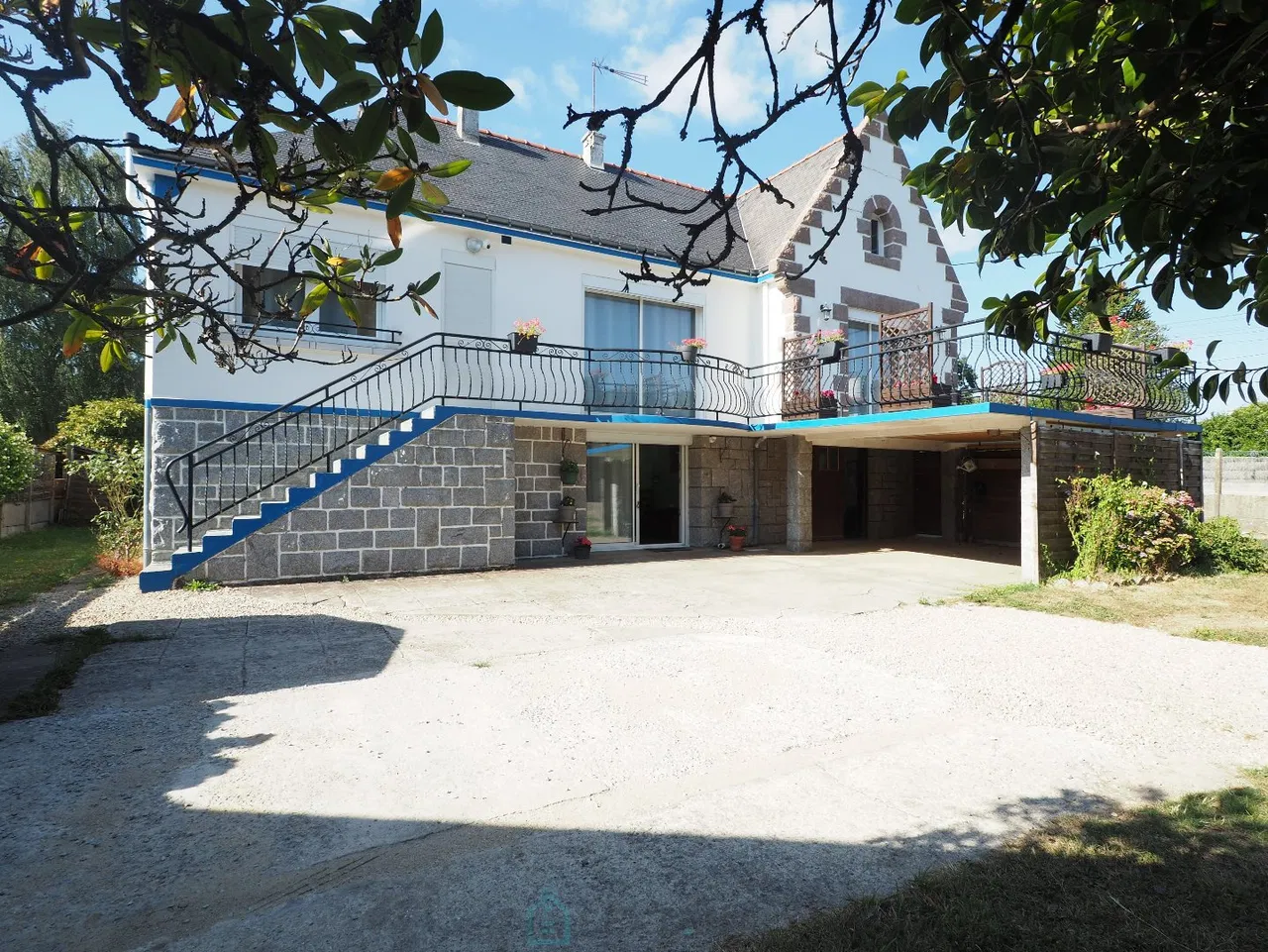 La forêt à pied: tradizionale piacevole di 126 m² su bella parcella di 920 m²