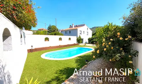Photo of DETACHED VILLA 142m², POOL, 2 GARAGES, 3 174M² PLOT, ATTRACTIVE VIEW, QUIET LOCATION NEAR AMENITIES