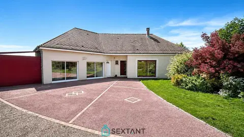 Foto van CONTEMPORANE EENLAAGS WONING – 250 M² WONINGRUIMTE – 3.300 M² PERCEEL – ENERGIELABEL B