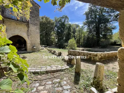 Photo of Entre -Deux- Mers, Property of charm and character with authentic residence, mill and outbuildings.