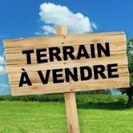 Bellissimo terreno edificabile di 666m² con tutti i servizi