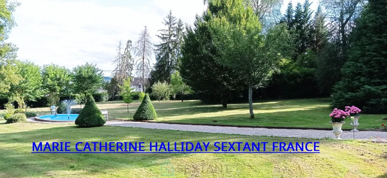 Exceptional 19th-Century Château with 5 Bedrooms in Nontron, Dordogne — €543,000