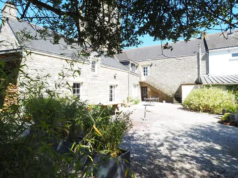 Photo of An exceptional setting, a recently renovated and newly equipped stone building: Guest rooms, sports-fitness room, wellness area, Billiard, Antique counter & its Licence IV