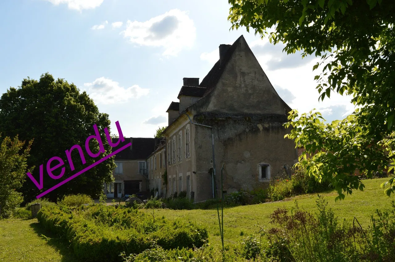 chateau · LA DOUZE