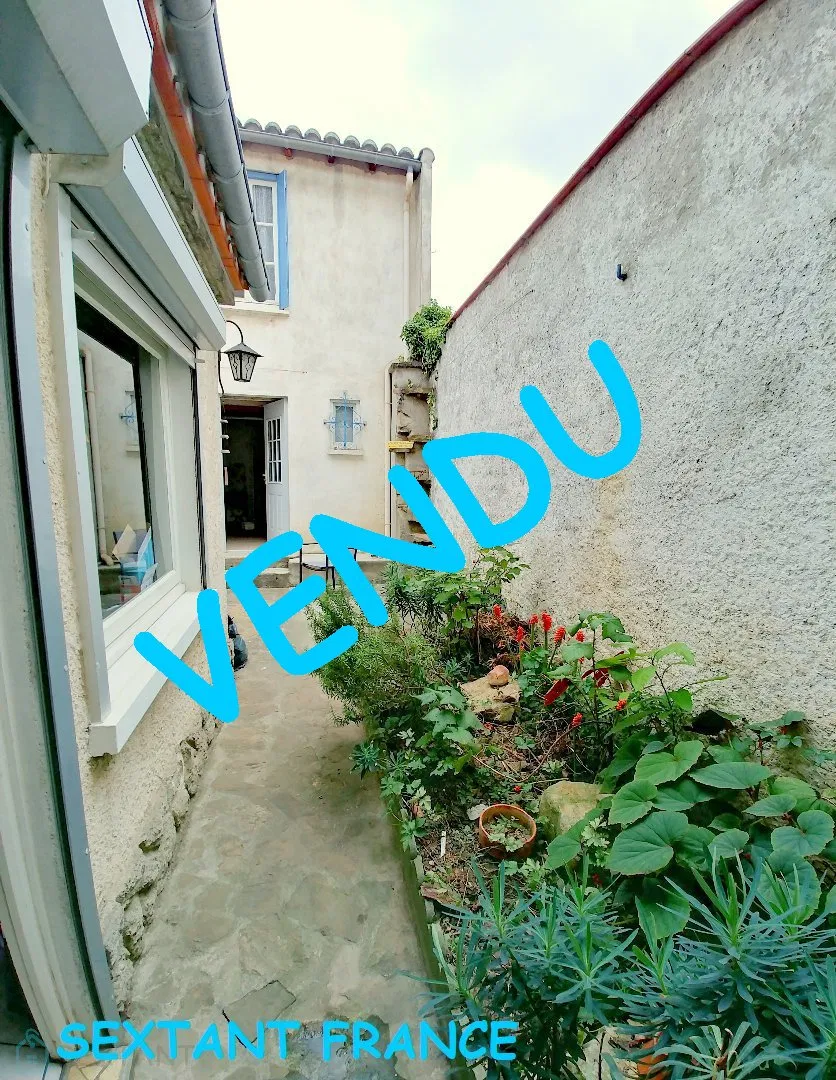 maison de village · ESPERAZA