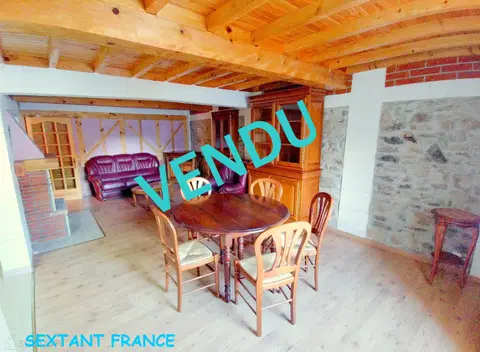 صورة لـ maison en pierre · BESSEDE DE SAULT