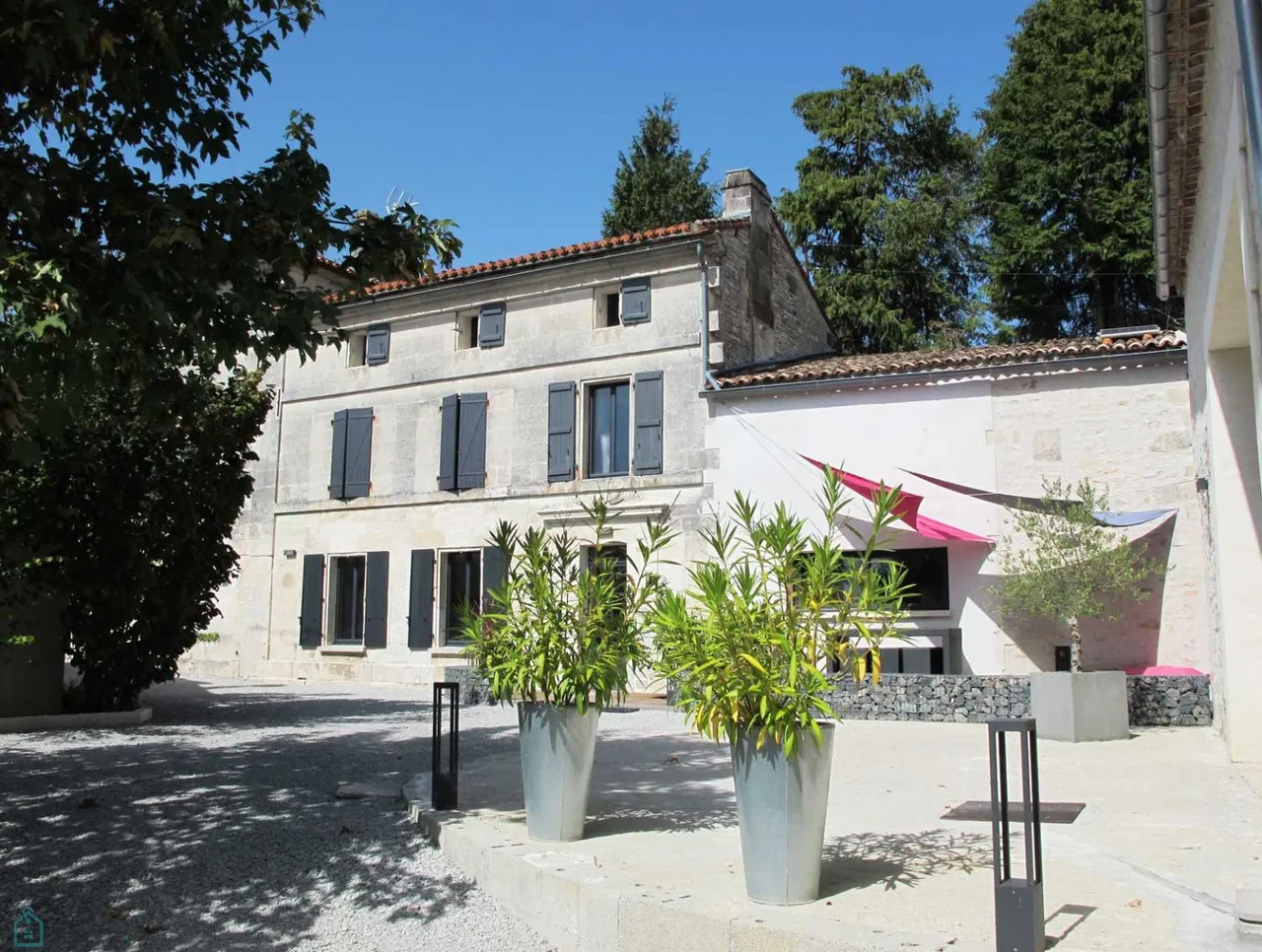 maison · HIERSAC