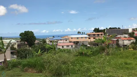 Photo of terrain constructible · MORNE DES ESSES