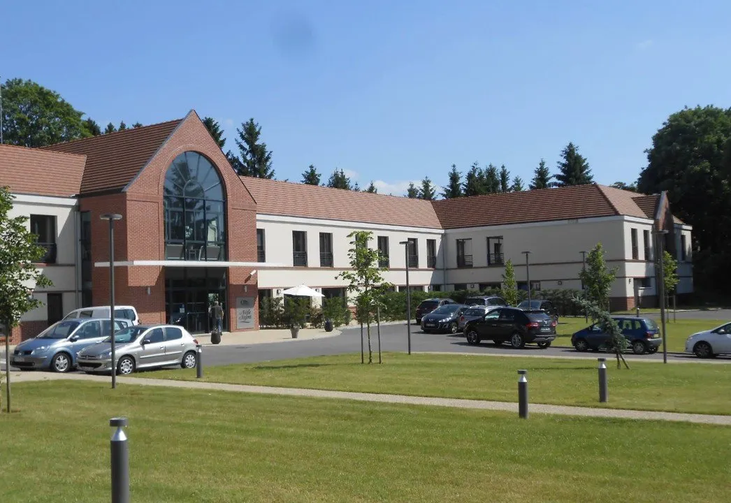 INVERSIÓN EN ALQUILER – LE CATEAU CAMBRESIS - Residencia Emeis- Le Trefle d'Argent - 5.52% de rentabilidad.